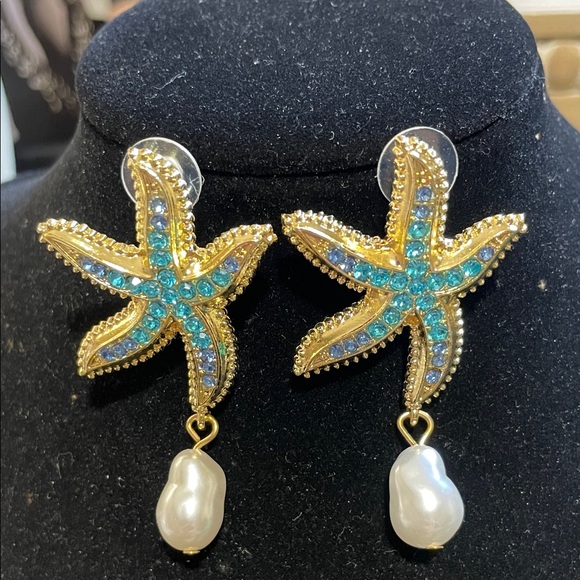 Gold and Blue Starfish Earrings with Pearl Drop - Picture 2 of 3